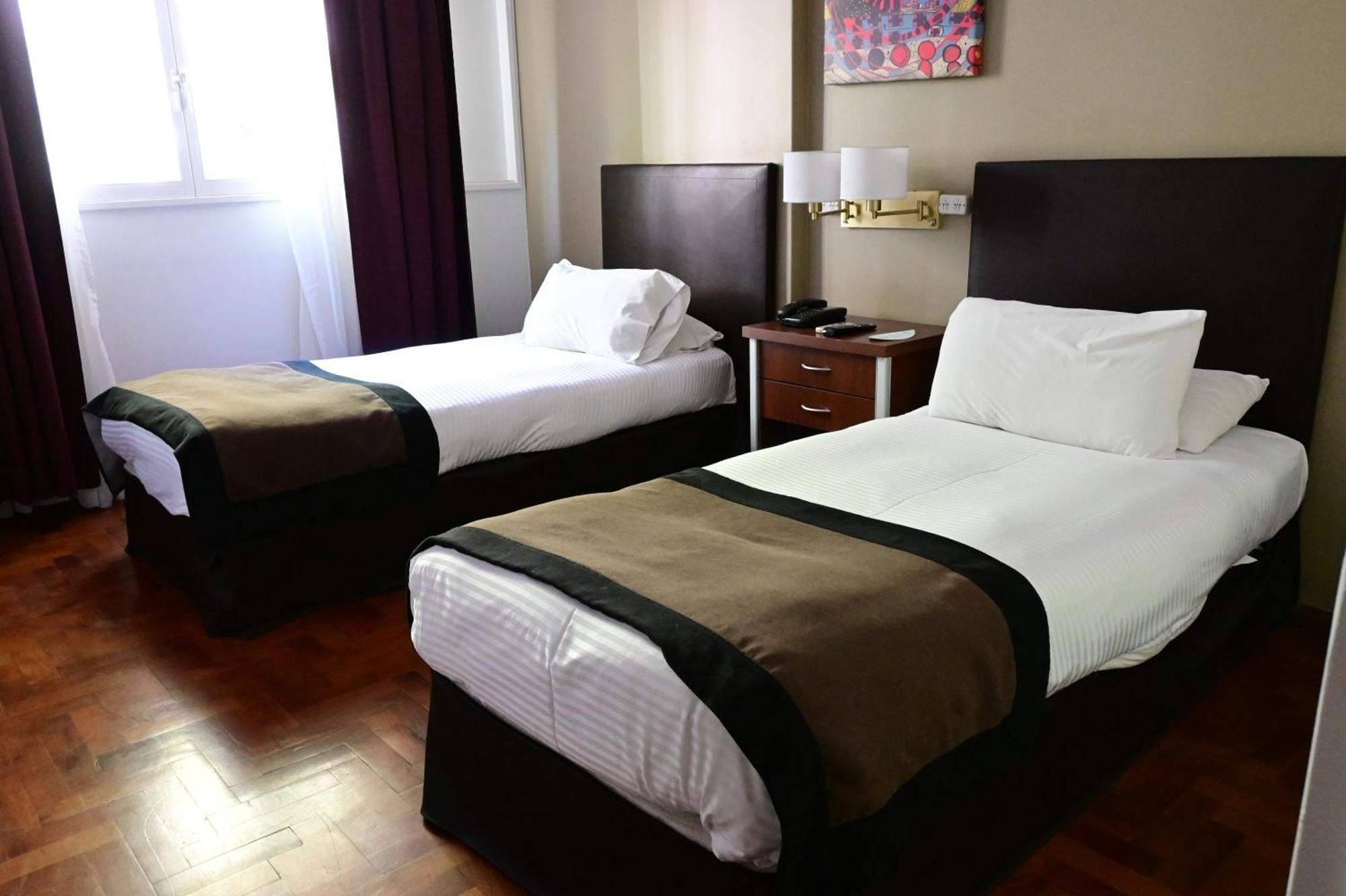 Hotel Mendoza Buitenkant foto