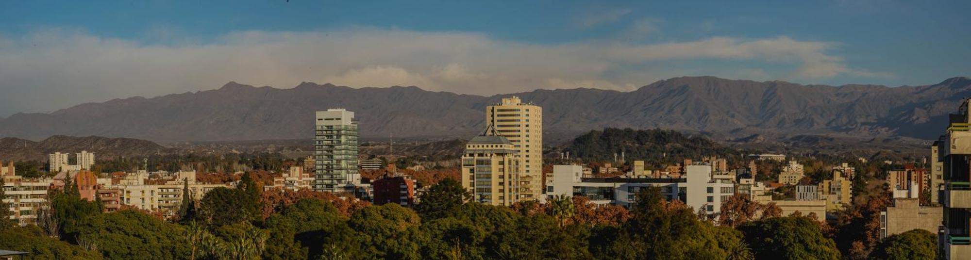 Hotel Mendoza Buitenkant foto